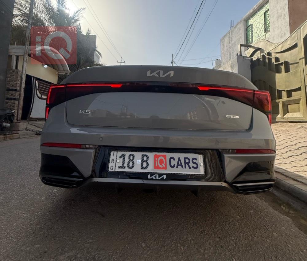 كيا K5